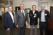 Z Johnem Churchem, wiceprezesem General Mills (pierwszy z lewej) podczas jego wizyty w CPP, oraz Christophem Andrinem i Jeromem Jatonem z CPW, październik 2013