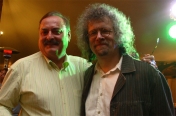 Ze Sławkiem Wierzcholskim po koncercie Nocnej Zmiany Bluesa podczas CPW R&D Shareholders Meeting, Elgiszewo, luty 2009